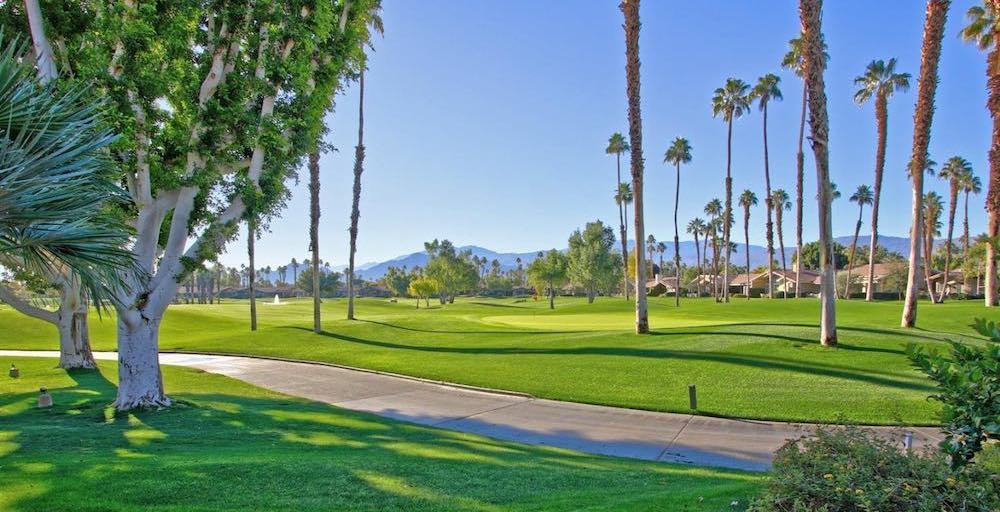 The Lakes Country Club | Luxury Homes For Sale in Palm Desert, CA | GolfShire Homes
